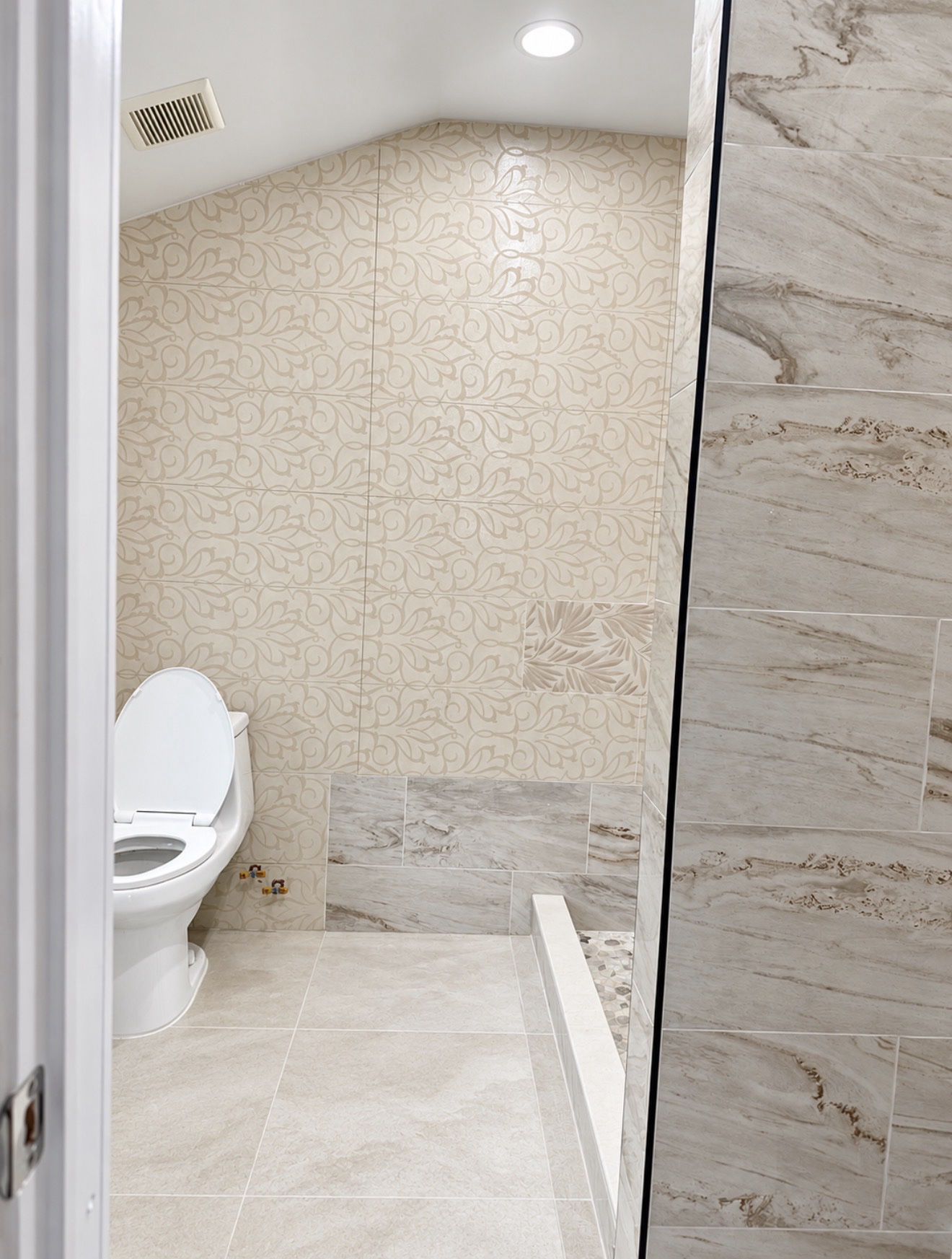 Baño con ducha de 127-20 160th Street